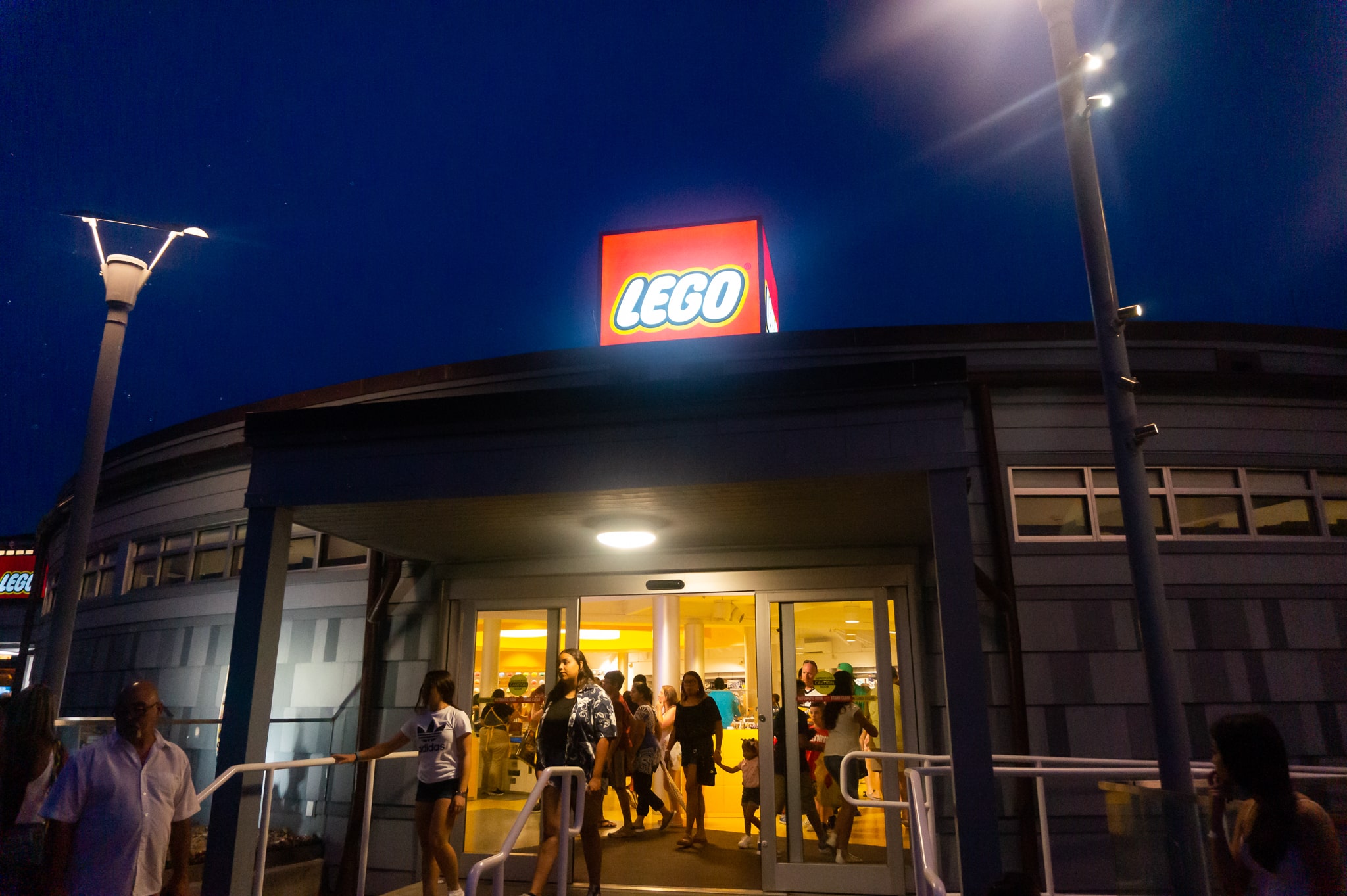 Lego Store - Disney Springs